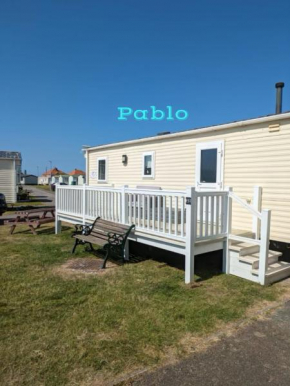 Towyn six berth en suite caravan
